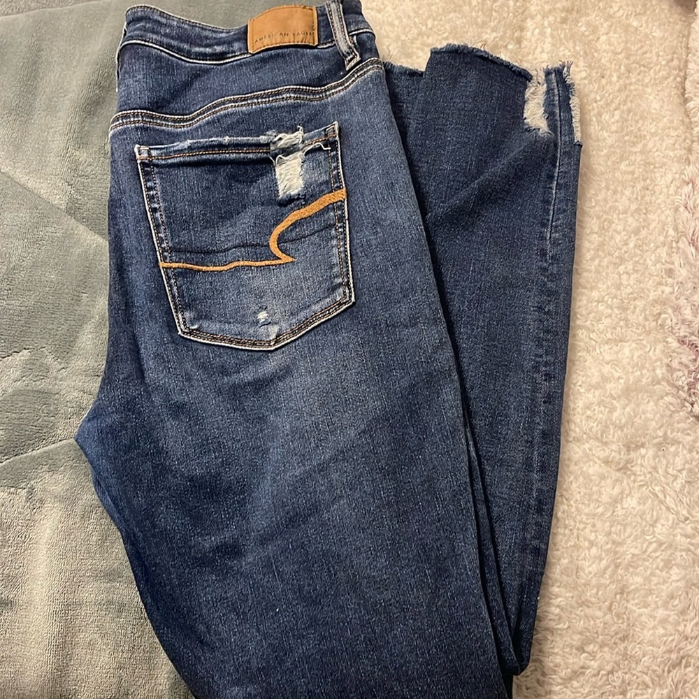 American Eagle High-Waisted Skinny Jeans